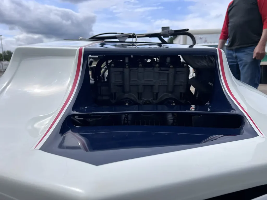 1976 Polaris 440 SnoPro hood opening